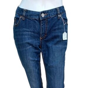 10952....Mossimo Supply Co. Skinny Jeans Size 11R, W30" 30"Inseam  7 1/2"Rise